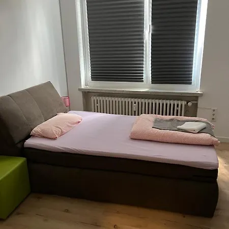 Waffel Cafe Hostel Monteurwohnung Ferienwohnung Kassel Buitenkant foto