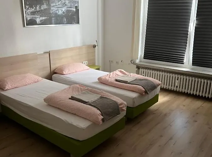 Waffel Cafe Hostel Monteurwohnung Ferienwohnung